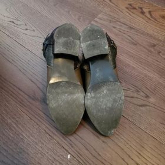 Booties - Picture 4 of 5